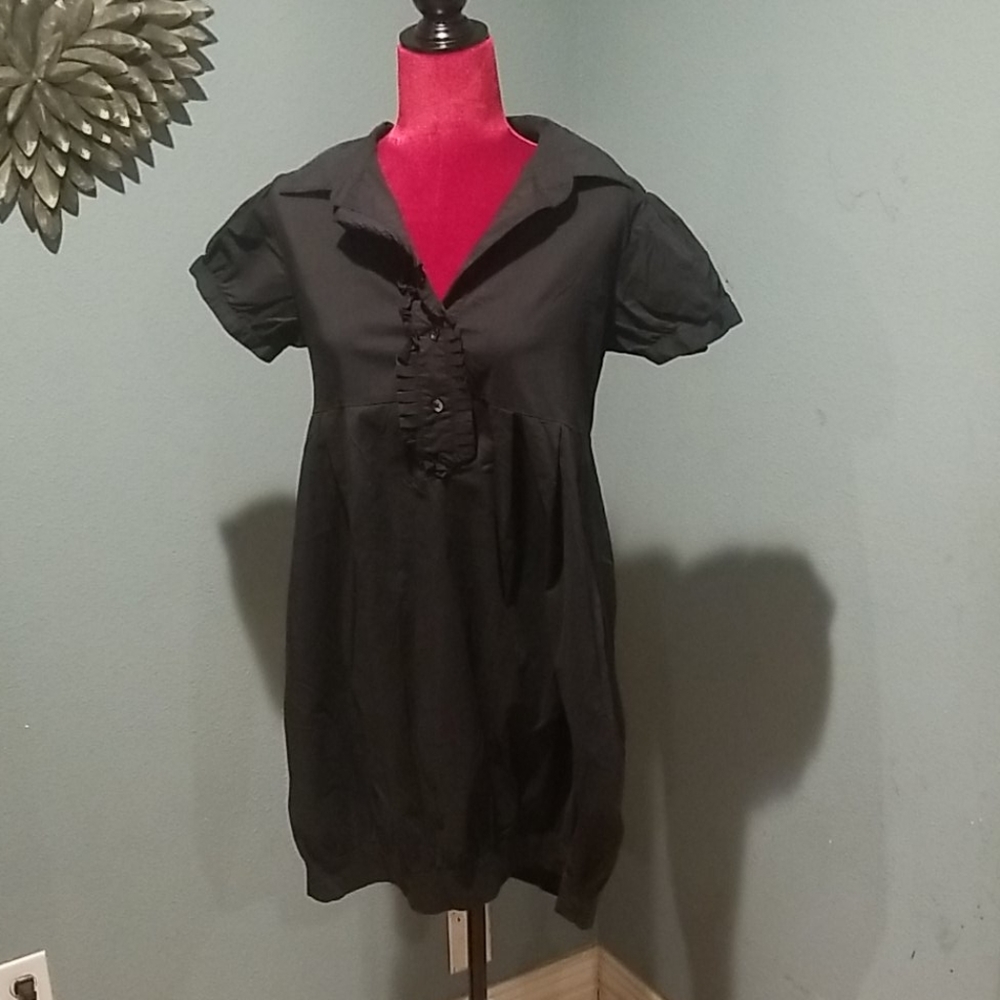 Old Navy Black bubble dress